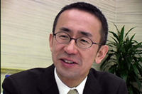 
	【写真上】｢A6アバント｣
	【写真下】アウディジャパン株式会社 小島誠氏
	 