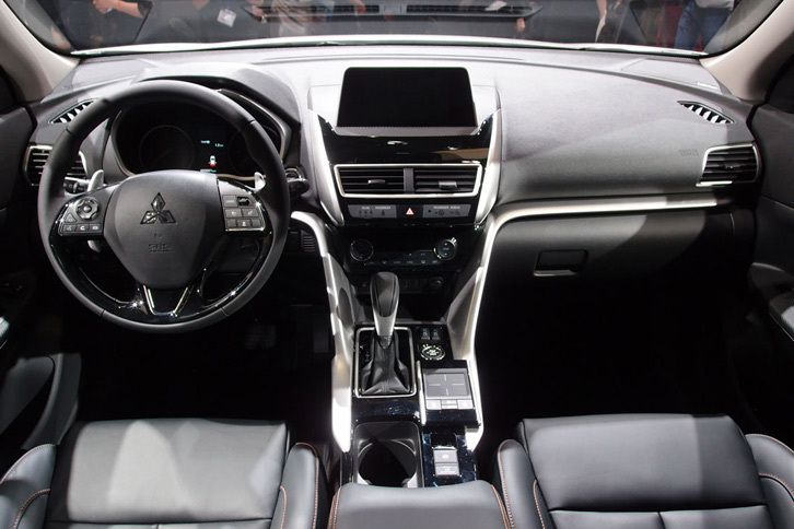 三菱エクリプス クロス