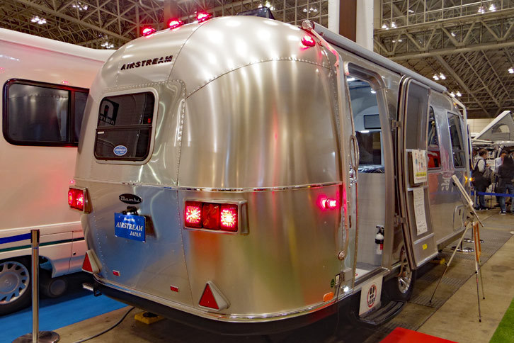 エアストリーム・スポーツ22FB