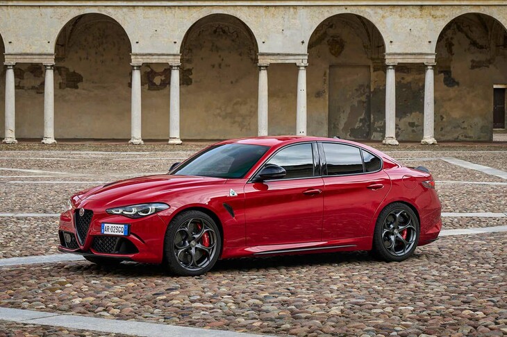 アルファ・ロメオ・ジュリア クアドリフォリオ