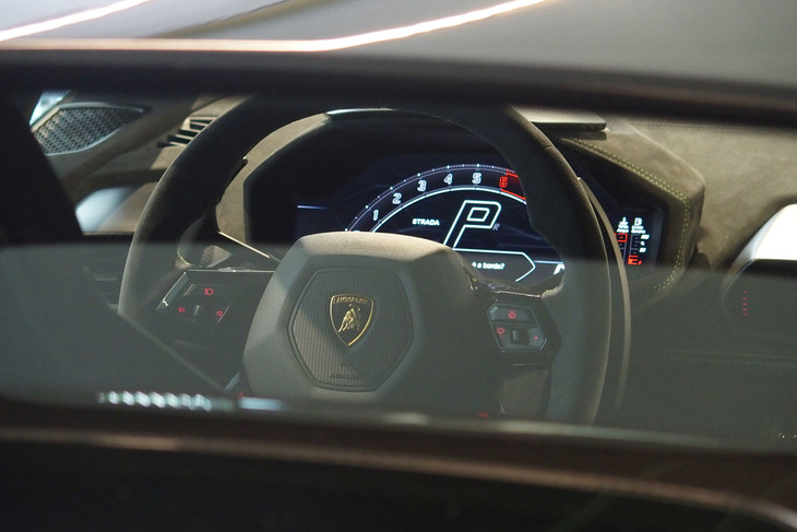 ランボルギーニ・ウラカン テクニカ（リアウィンドウ）