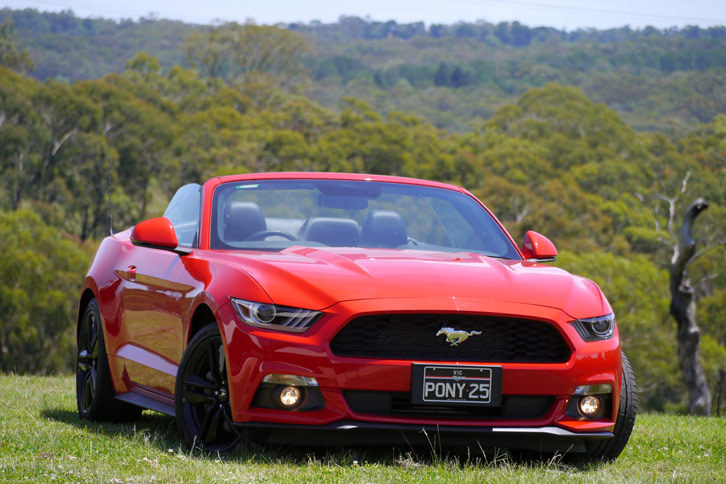 ハンターバレーからクルヌラまでドライブした2.3リッター直噴ターボのコンバーチブル。