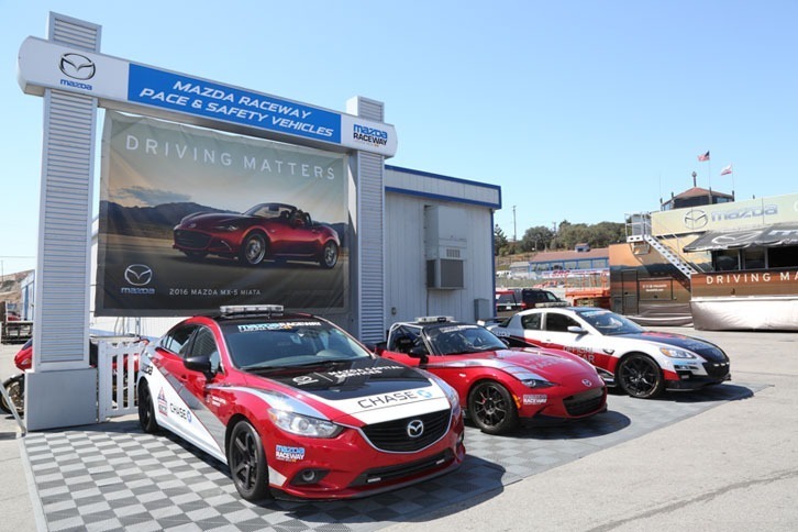 マツダレースウェイ・ラグナセカのペースカーはもちろんマツダ車。