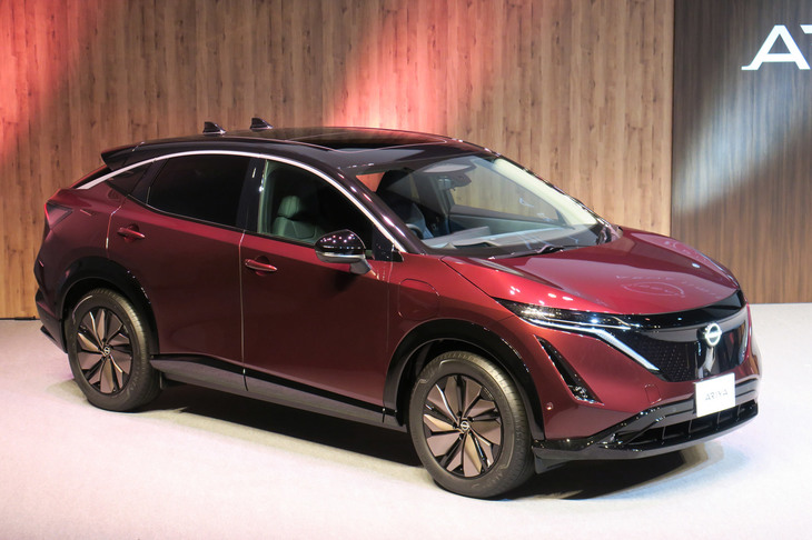 日産アリア リミテッド（エクステリア）