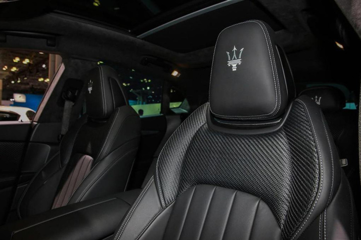 「レヴァンテSグランスポーツ ゼニア ペッレテスータ」のシート。