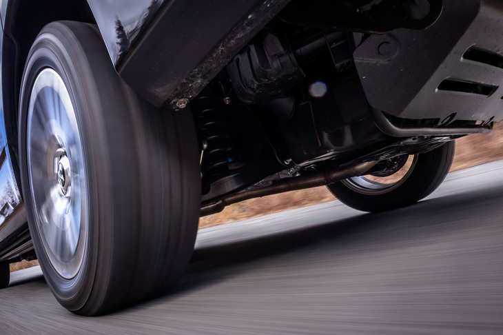 SUV用タイヤに求められる悪路走破性能に加え、ドライ路面での操縦安定性やロードノイズの低さも「トーヨータイヤ・オープンカントリーR/T」のセリングポイントといえそうだ。