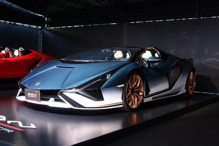 ランボルギーニ・シアン ロードスター（テメラリオ発表会場に展示された車両）