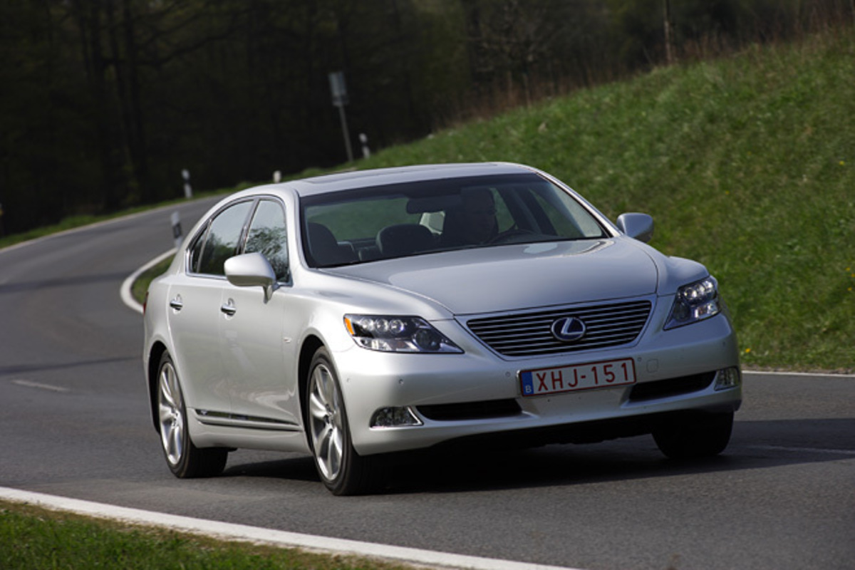 レクサスLS600h（4WD/CVT）／LS600hL（4WD/CVT）【海外試乗記（前編 