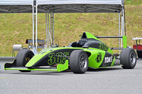 「童夢F110」は中古にまで手を広げれば800万円くらいから買えるらしい。