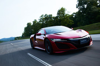 ハイブリッドシステムを搭載　新型「ホンダNSX」登場