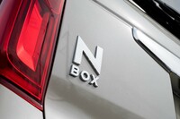 初代（先代）「N-BOX」が発売されたのは2011年のこと。2021年5月には累計販売台数が200万台を突破した。