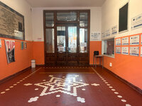 旧タッディア職業訓練学校のエントランス。