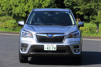 2018年夏に発売された5代目「スバル・フォレスター」。公益財団法人日本デザイン振興会が運営する、同年のグッドデザイン賞に選ばれた。