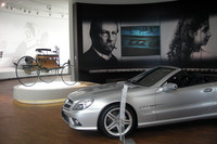 記録映像が流れるミュージアム・コーナー1階のエントランス。