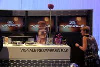 イタリア風情も盛り上げる。ネスレのエスプレッソマシーン「ネスプレッソ」によるカフェコーナー。