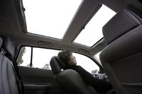 自動車ジャーナリストの島下泰久
	（写真＝高橋信宏）
	 