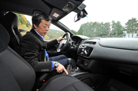 第28回「アバルト・プント スーパースポーツ」の画像