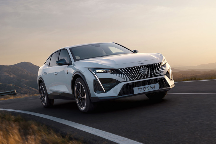 プジョー408 GTハイブリッド