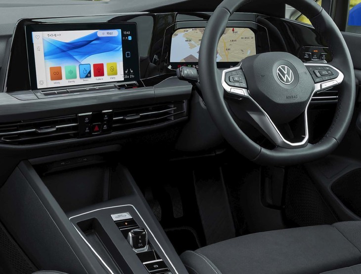 新型フォルクスワーゲン・ゴルフヴァリアントeTSIスタイル（インテリア）