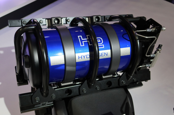 ヤマハの研究用スクーター（水素エンジン搭載車）