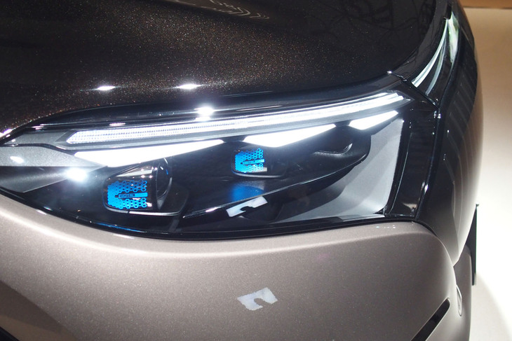 マイバッハS580ナイトエディション（ヘッドランプ）