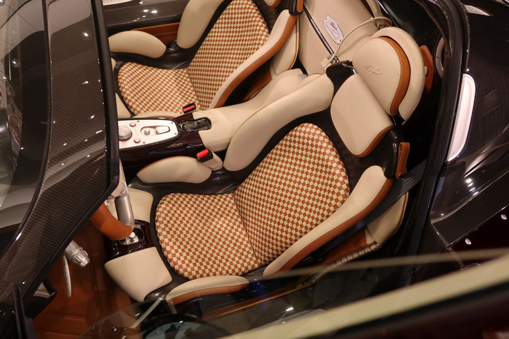 パガーニ・ウトピア ロードスター（シート）