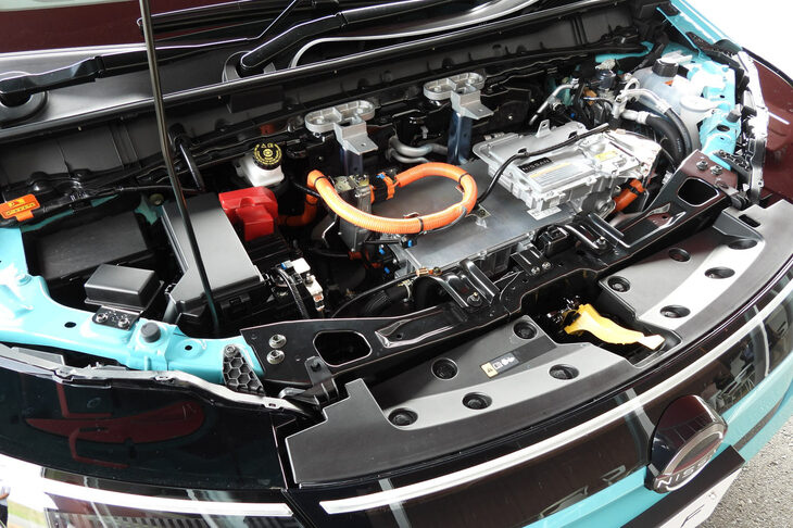 日産リーフB7 G（電動パワートレイン）