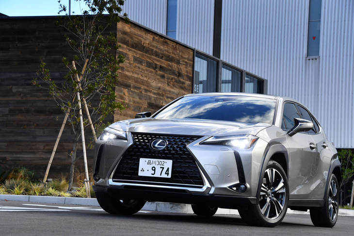 レクサスUX200“バージョンL”