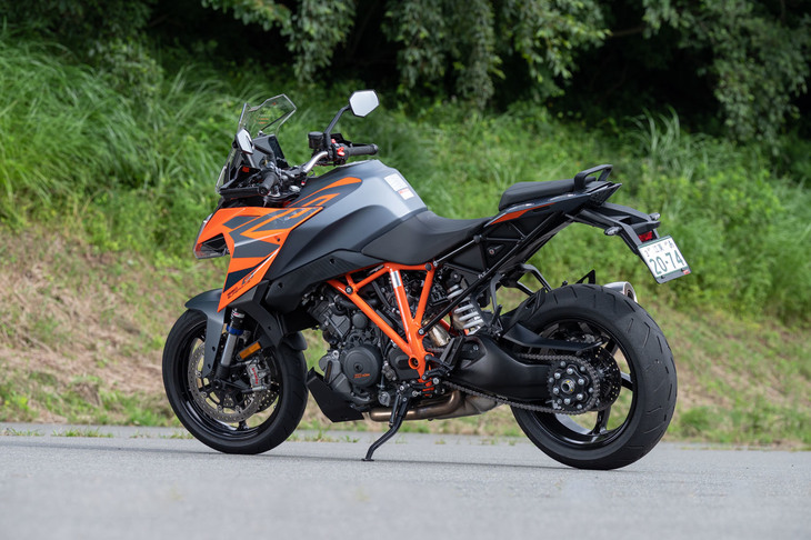 KTM 1290スーパーデュークGT