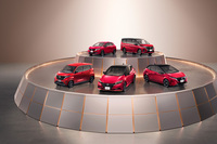 日産が「サクラ」「ノート」など7車種に特別仕様車「90th Anniversary」を設定