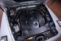 3リッター直6ディーゼルターボエンジン「OM656」の最高出力は286PS、最大トルクは600N・m。最新の排ガス浄化システムが組み合わされる。トランスミッションは9段AT。