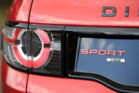 試乗車のグレードは「HSE」。ブラインドスポットモニターや本革シート、キーレスエントリーなどを備えた上級グレードである。