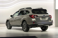 新型「スバル・アウトバック」北米で世界初公開【ニューヨークショー2014】の画像