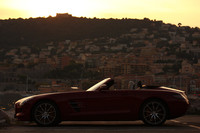 メルセデス・ベンツSLS AMG ロードスター（FR/7AT）【海外試乗記】の画像