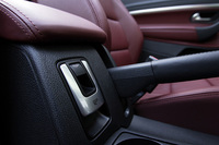 フォルクスワーゲン・イオス2.0T(FF/2ペダル6MT)／V6(FF/2ペダル6MT)【試乗速報（前編）】の画像