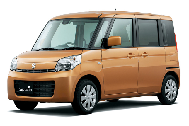 
	「スズキ・スペーシアX」のレーダーブレーキサポート装着車。
	