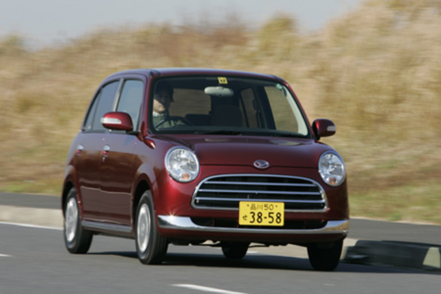 【スペック】全長×全幅×全高＝3395×1475×1515mm／ホイールベース＝2390mm／車重＝780kg／駆動方式＝FF／0.6リッター直3DOHC12バルブ（58ps/7600rpm、6.5kgm/4000rpm）／価格＝111.3万円(テスト車＝113.4万円) 