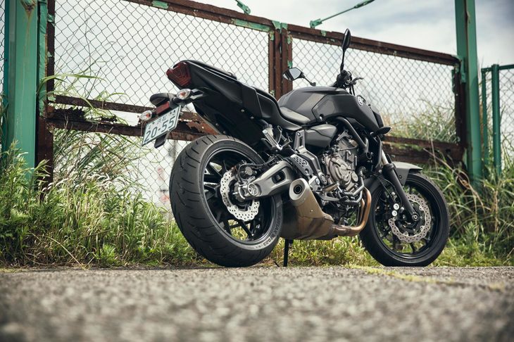 「MT-07」は2018年4月にマイナーチェンジを受けており、運動性能や快適性が改善されたほか、フェンダーやフューエルタンクまわり、ランプ類など、各部のデザインにも手が加えられた。