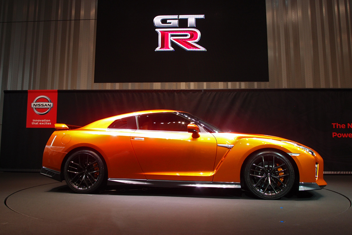 2017年型GT-R（右ハンドル車）