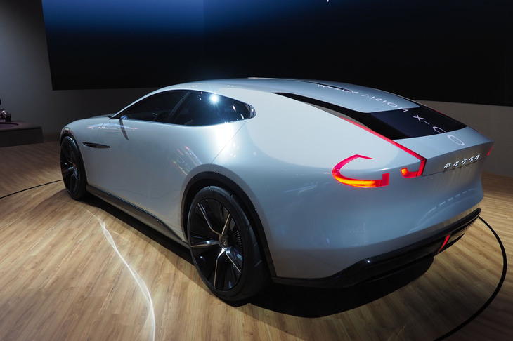 マツダ・ビジョンXクーペ