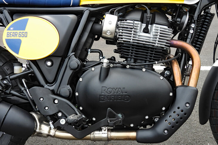 こちらも山坂道で大活躍だった、648cc空冷並列2気筒SOHCエンジン。スペックは最高出力47.4PS、最大トルク56.5N・mとやや控えめだが、実際にはかなり力強く、元気に回ってくれる。