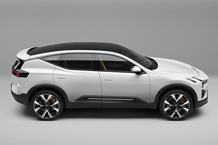 ポールスター3／市場投入時期：2023年／ボルボ・カーズ子会社の第3のモデルは、スポーティーなデザインと最高のインフォテインメントを備えたクーペのようなSUVになる可能性がある。航続距離400kmのために、容量100kWhのバッテリーが搭載されると考えられている。