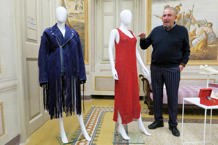 ファッションや電化製品などの分野における取り組みを説明する、アルカンターラのアンドレア・ボラーニョ会長兼CEO。