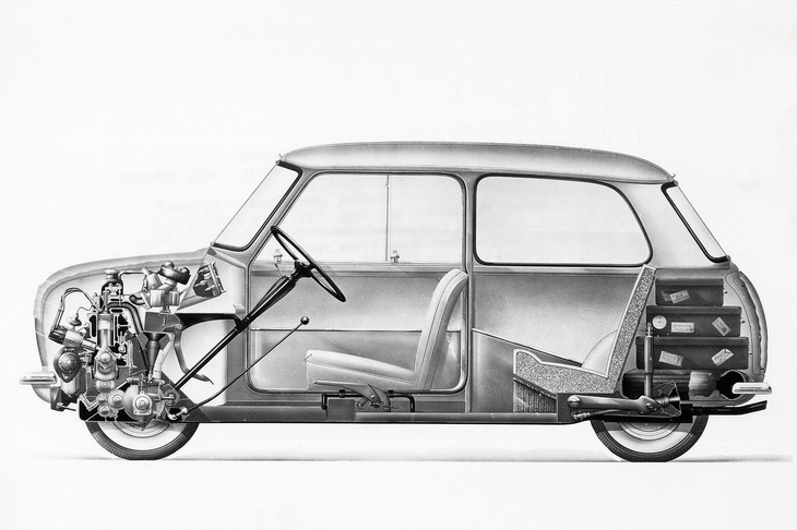 フロントにまとめられたパワートレインと、省スペースな足まわりの設計により、「Mini」はコンパクトでありながら十分な車内空間を備えていた。