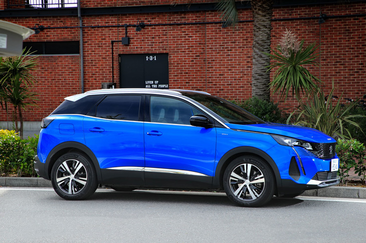 プジョー3008 GTハイブリッド4