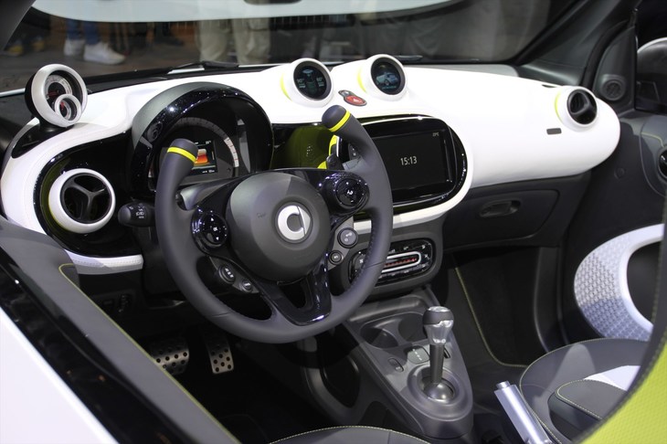 スマート・フォーイーズ（コックピット周辺部）