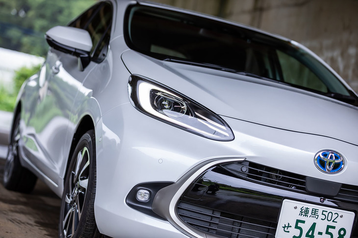 今回試乗した新型「アクア」の「Z」グレードには、ターンシグナルランプやクリアランスランプもLEDとなる「Bi-Beam LEDヘッドランプ」が標準装備される。