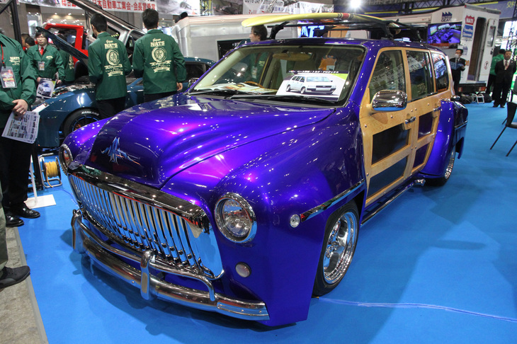 NATS 日本自動車大学校の「NATS Coastline」。ベースは「トヨタ・プロボックス」。