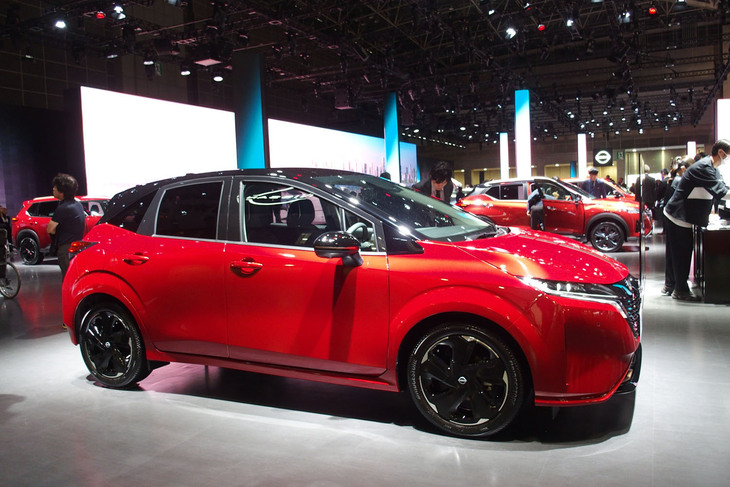 日産ノート オーラG 90周年記念車