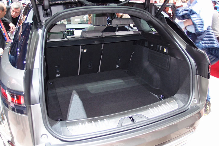 ランドローバー・レンジローバー ヴェラール